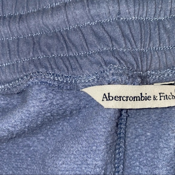 Abercrombie & Fitch Blue High Rise Tailored Fleece Shorts - Picture 4 of 8